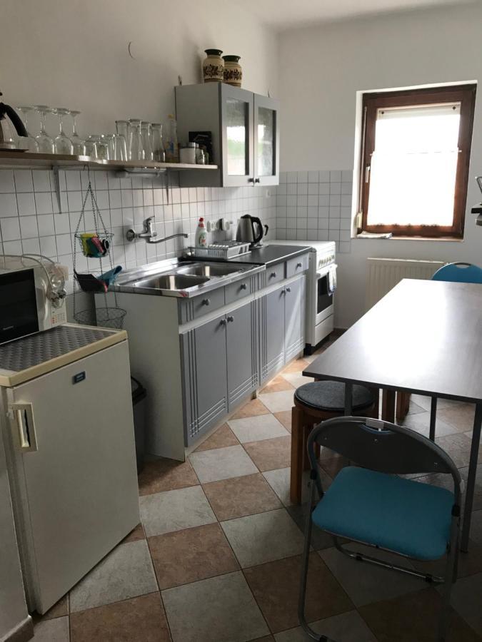 Márta Apartman Balatonalmádi Exterior foto